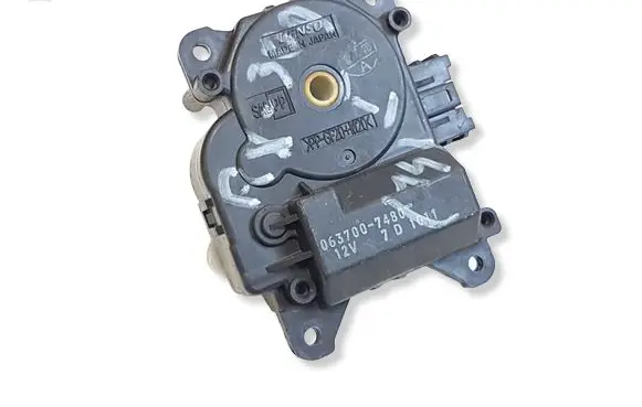 Lexus RX 300 Air flap motor/actuator 0637007480