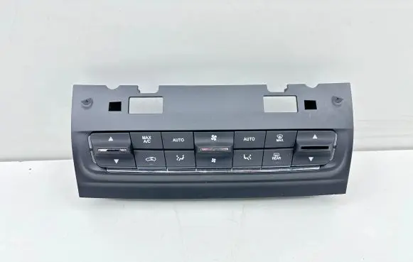 Maserati Ghibli Climate control unit 670126323 06701263230