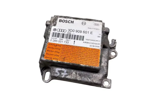 Volkswagen Touareg I Airbag control unit/module 3D0909601E