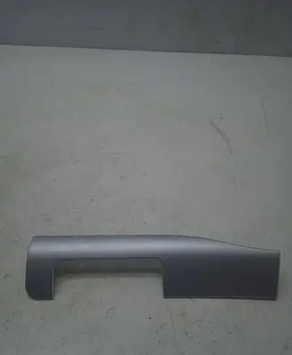 Dashboard glove box trim