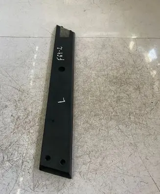 Audi A8 S8 D4 4H Radiator support slam panel bracket 4H0805861