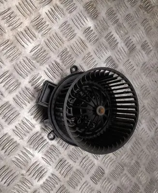 Chrysler Pacifica Heater fan/blower H7822003