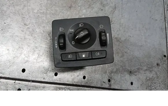 Volvo V50 Light switch 30739300