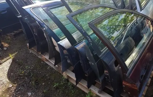 Volvo S40, V40 Front door