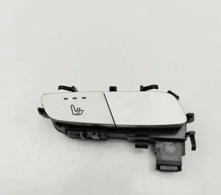 Mercedes-Benz E W238 Seat heating relay A2139050204