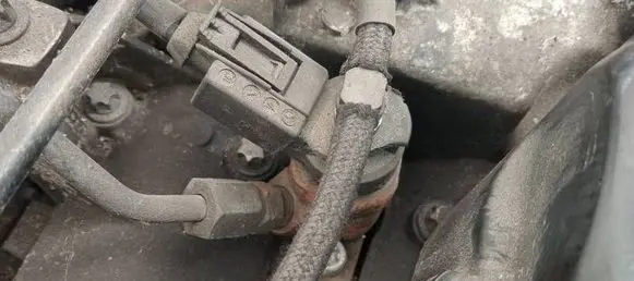 Mitsubishi Colt Fuel injector 0445110167