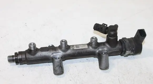 Audi Q7 4L Fuel main line pipe 059130090CB