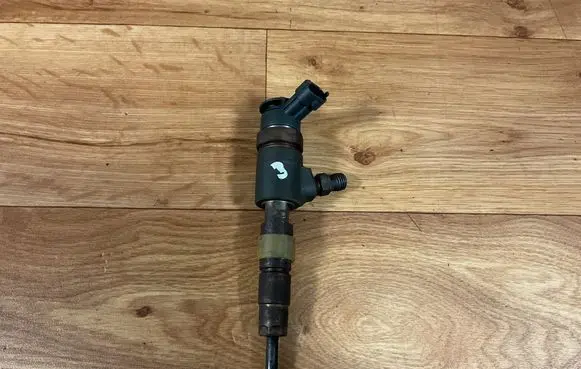 Fuel injector