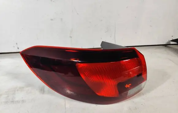 Opel Astra K Rear/tail lights 39077374