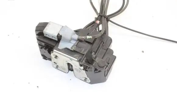Nissan Juke I F15 Coupe door lock (next to the handle) 