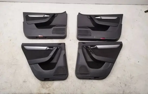 Volkswagen PASSAT B7 Door card panel trim set 