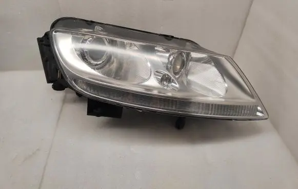 Volkswagen Phaeton Headlight/headlamp