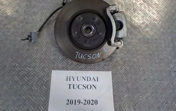 Hyundai Tucson TL Front wheel hub
