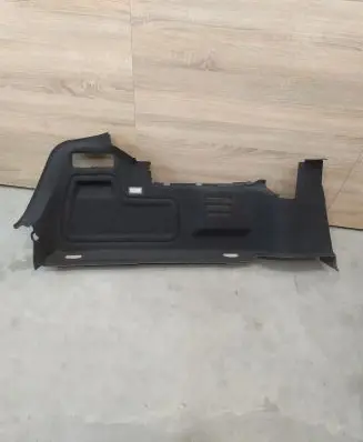 Trunk/boot lower side trim panel