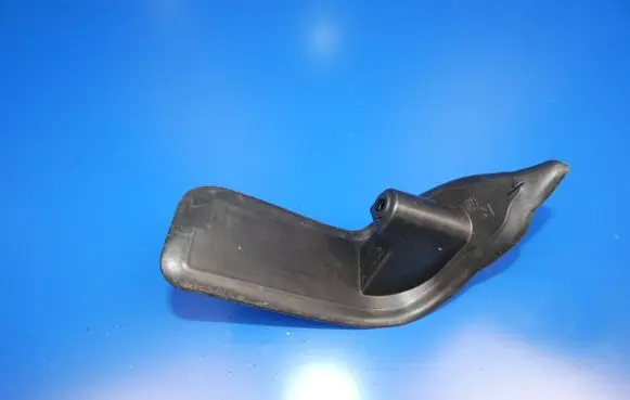 Jaguar XJ X351 Fender mounting bracket AW9316G02
