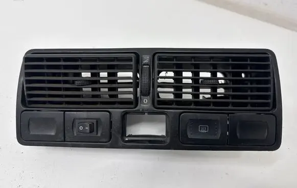 Volkswagen Golf IV Dash center air vent grill 1J0819728C 1J0819736C