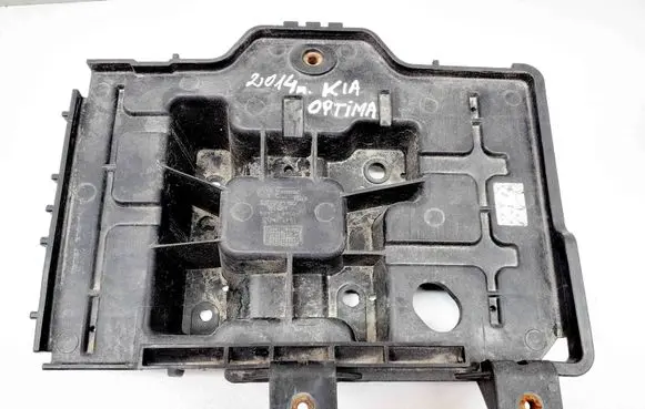 KIA Optima Battery box tray 371502T200