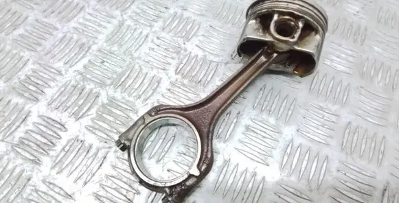 Volkswagen Jetta USA Piston with connecting rod 04ER