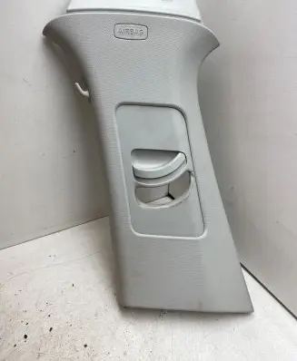 Skoda Octavia Mk3 (5E) (B) pillar trim (top) 5E0867243