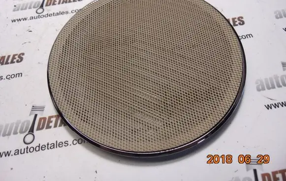 Mercedes-Benz A W169 Front door speaker cover trim A1696950095