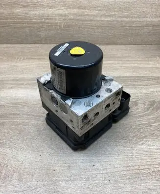 Volvo V60 ABS Pump 31329137 P31329137