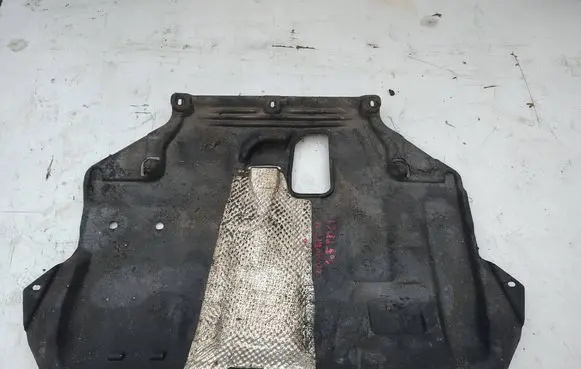 Ford Transit - Tourneo Connect Engine splash shield/under tray