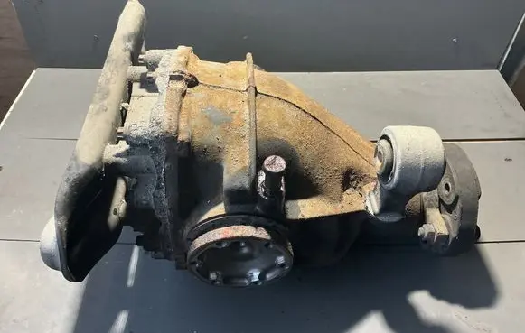 Mercedes-Benz S W220 Rear differential 