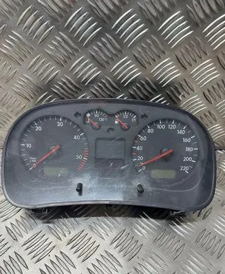 Volkswagen Golf IV Speedometer (instrument cluster) 1035100002