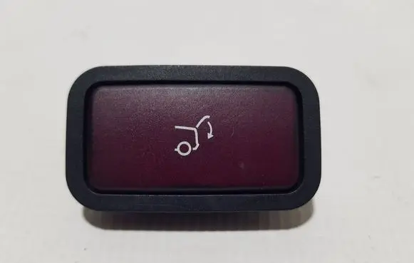 Mercedes-Benz E W211 Tailgate/trunk/boot open switch A2118219551GGR A2118219551