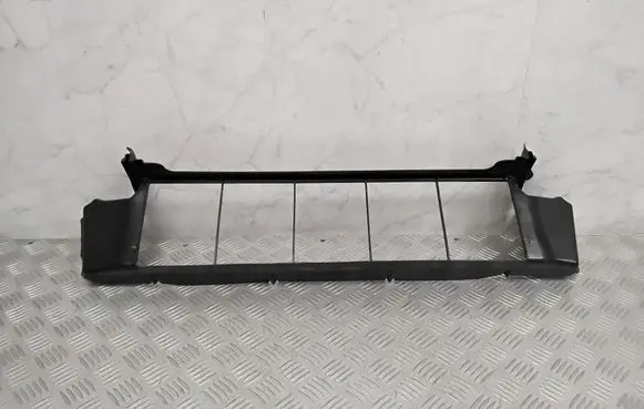 Audi RS3 Intercooler air guide/duct channel 8Y0121293A