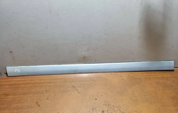 Mitsubishi Space Wagon Front door trim (molding) MR286465