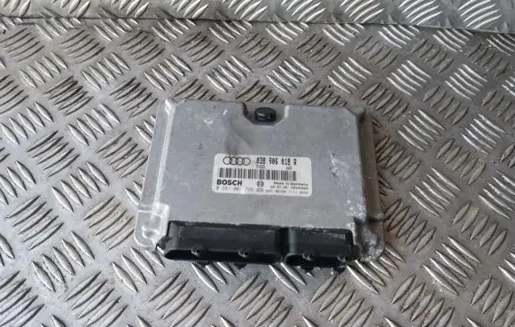 Audi A4 S4 B5 8D Engine control unit/module 038906018R 0281001726