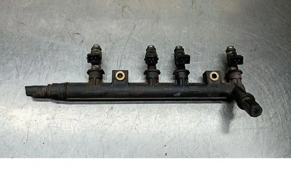 Fiat Punto (188) Fuel injector supply line/pipe 3219018301