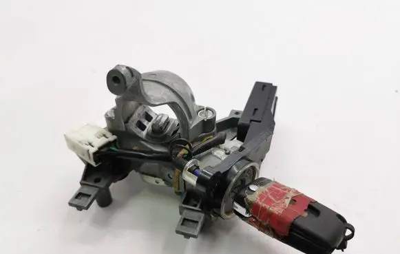 Citroen C-Crosser Ignition lock 8670A012 G8D646M 116RI000075