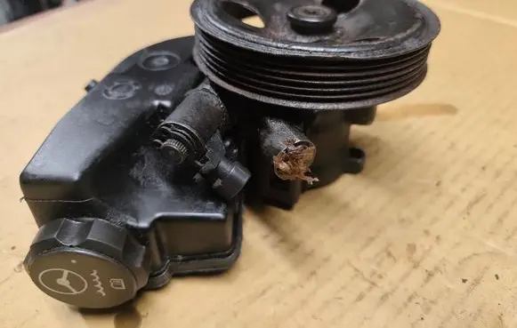 Power steering pump