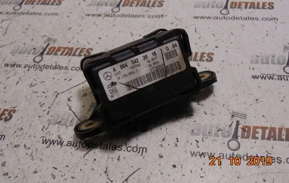Mercedes-Benz GL X164 ESP acceleration yaw rate sensor A0045423918