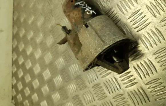 Suzuki SX4 Starter motor 3110080J00