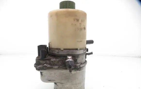 Seat Ibiza IV (6J,6P) Power steering pump A0010530