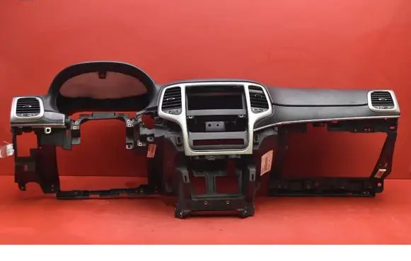 Jeep Grand Cherokee Dashboard P01339009BL