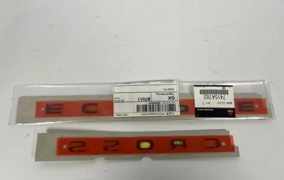 Mitsubishi Eclipse Cross Manufacturers badge/model letters 7415A822