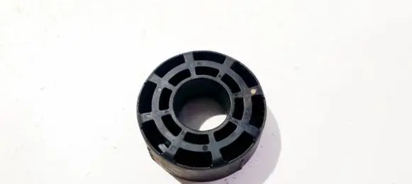Mercedes-Benz ML W164 Coil spring mount e4xk2z018a00 e4-xk2-z018a00