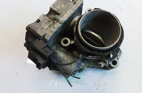 Renault Laguna II Throttle valve A2C53107575 8200736114 7701062300