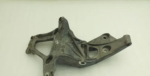 BMW 1 F20 F21 A/C compressor mount bracket 7603346 64557603346