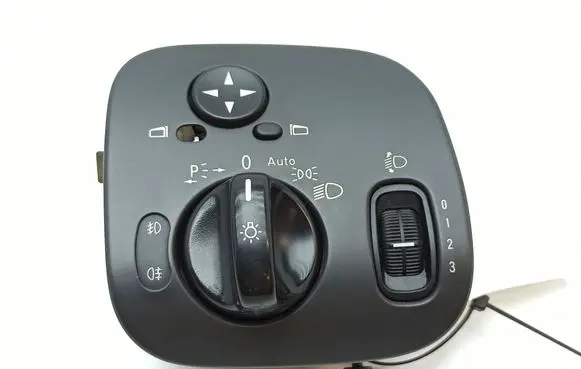 Mercedes-Benz CLK A209 C209 Light switch A2035450604