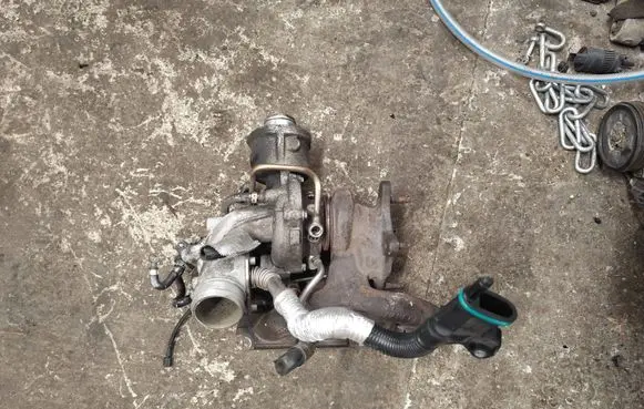 Audi A4 S4 B8 8K Turbo 06H145701L 06H103226A