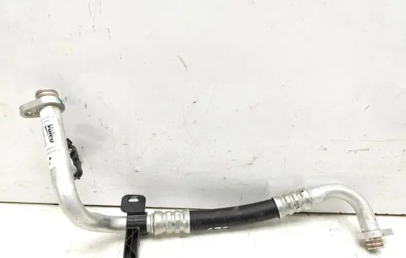 Opel Corsa F Air conditioning (A/C) pipe/hose 564681336 T699470A