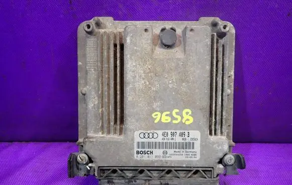 Audi A8 S8 D3 4E Engine control unit/module ECU 4E0907409B