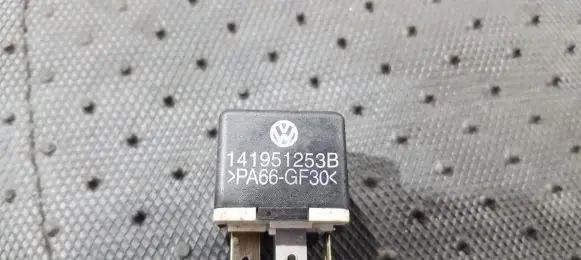 Audi A6 S6 C5 4B Other relay 141951253B 12V.40A