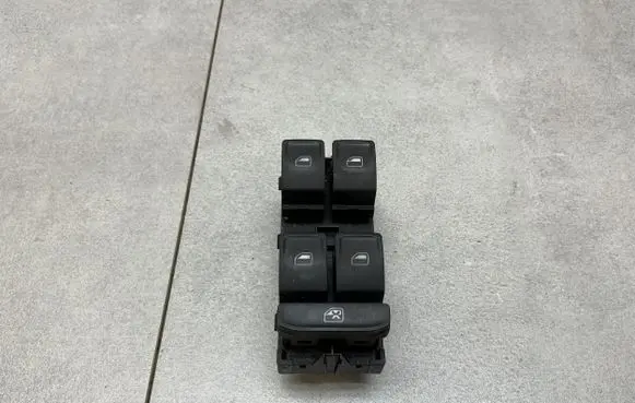 Skoda Octavia Mk3 (5E) Electric window control switch 5E0959857