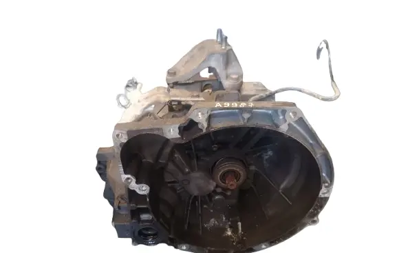 Mazda 2 Manual 5 speed gearbox 8A6R7002EA